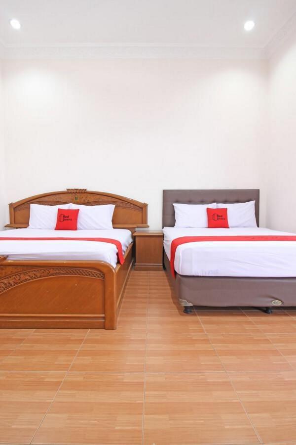 Отель Reddoorz Near Umy Yogyakarta Ngabean Экстерьер фото