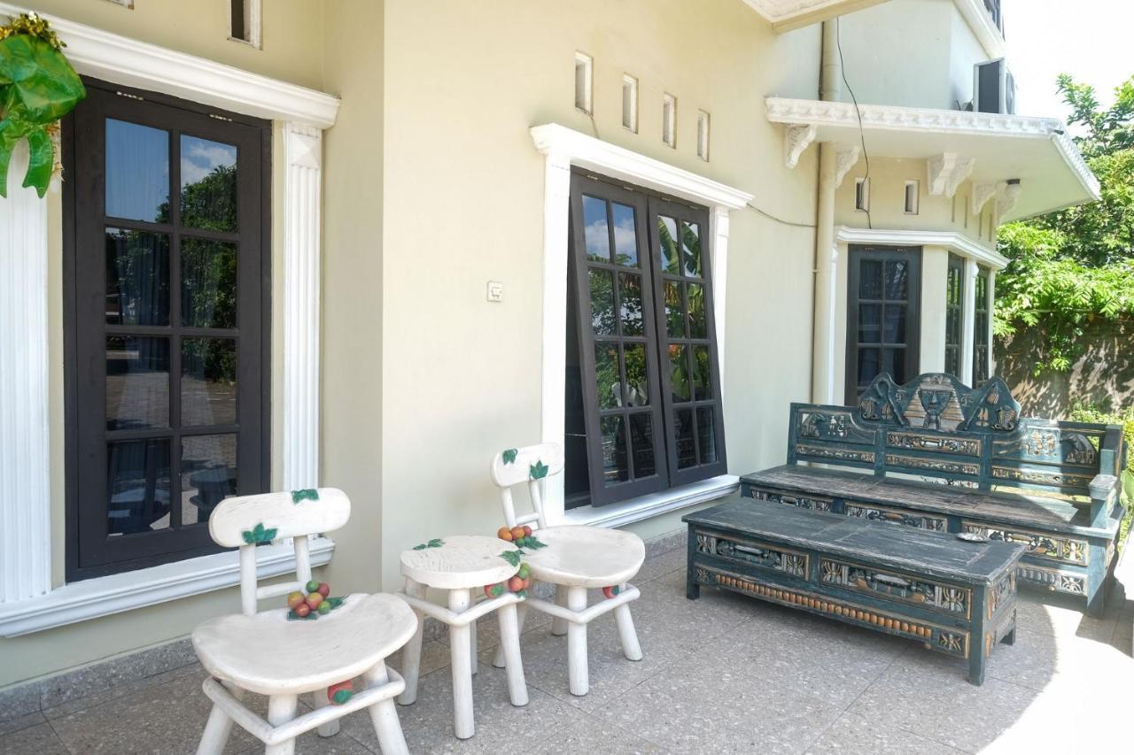 Отель Reddoorz Near Umy Yogyakarta Ngabean Экстерьер фото
